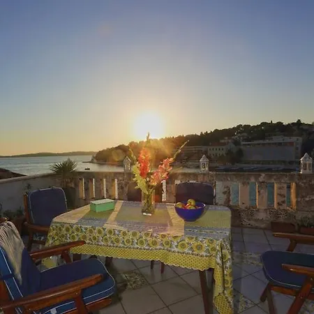Exclusive Penthouse Hvar Apartament